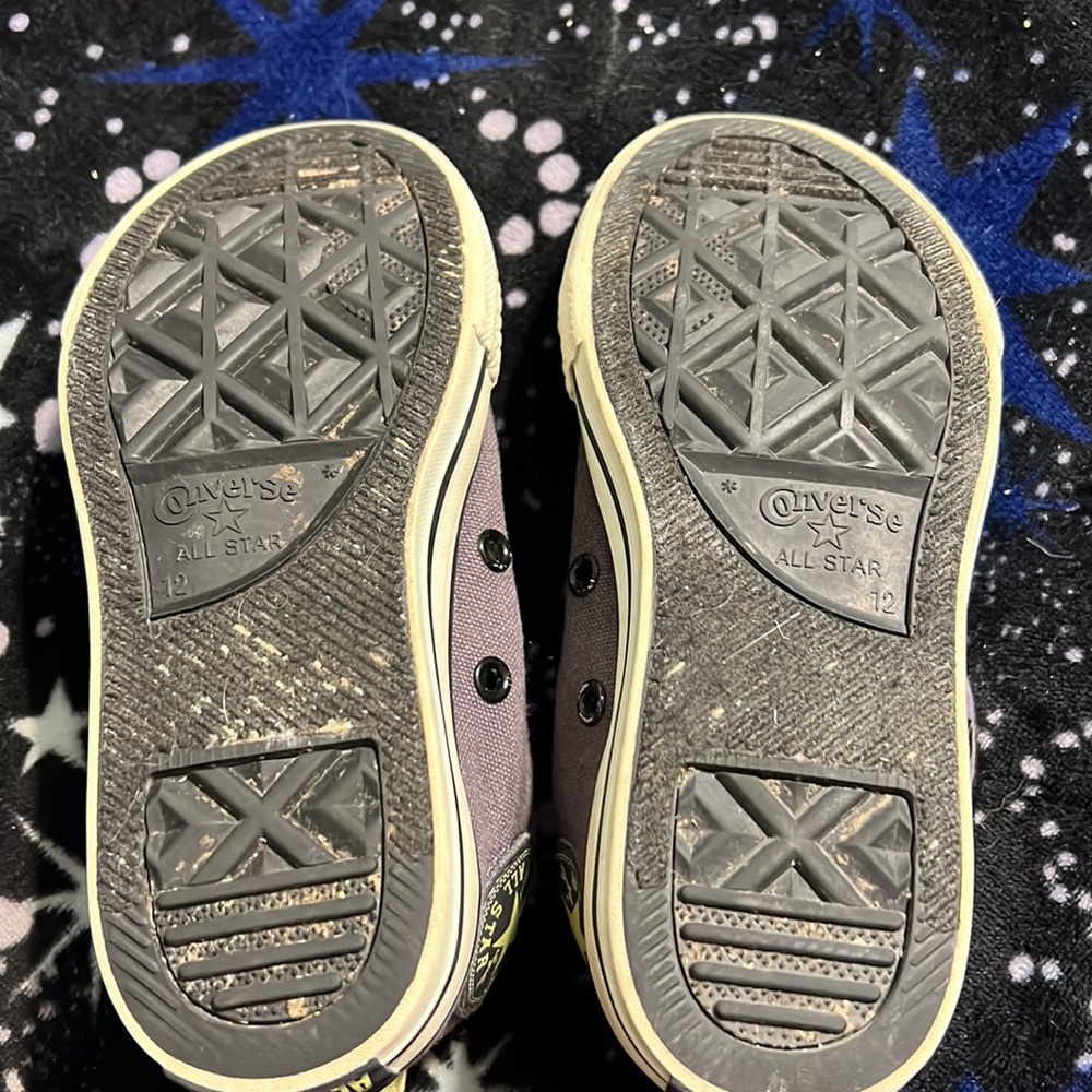 Converse - Picture 3 of 4